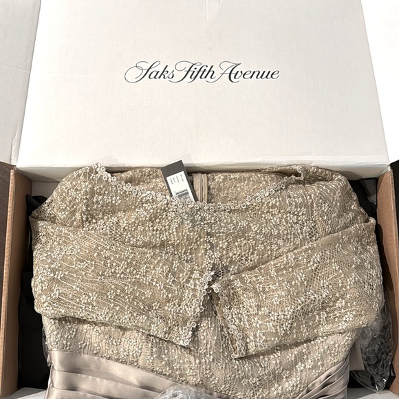 Theia Zola Bateau Mikado Lace Gown - Picture 8 of 9